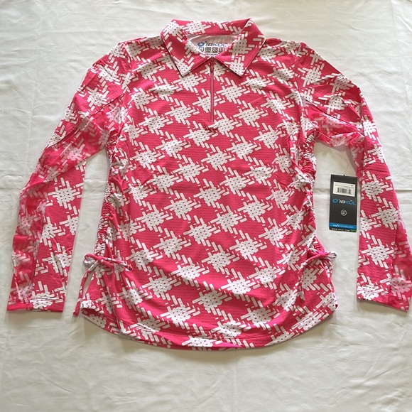 Ibkul Kimberly Print Long Sleeve Polo Quarter Zip in Pink/White Houndstooth - Picture 2 of 12